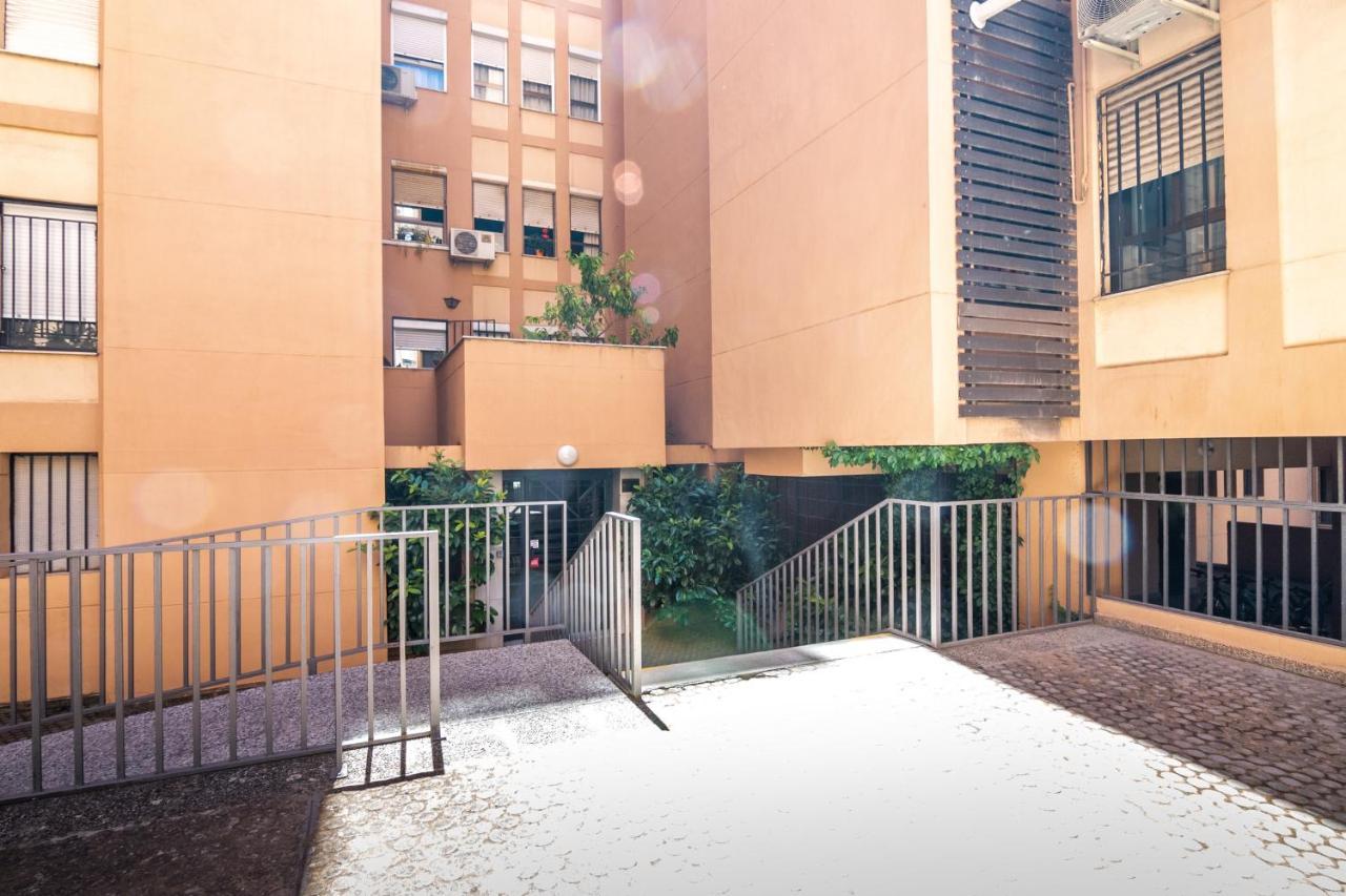 tuGuest Congresos Apartment Granada Exterior foto